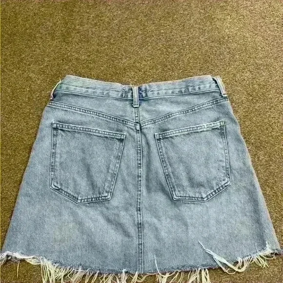 AGOLDE Quinn High Waisted Distressed Denim Mini Skirt size 29 - Picture 5 of 7
